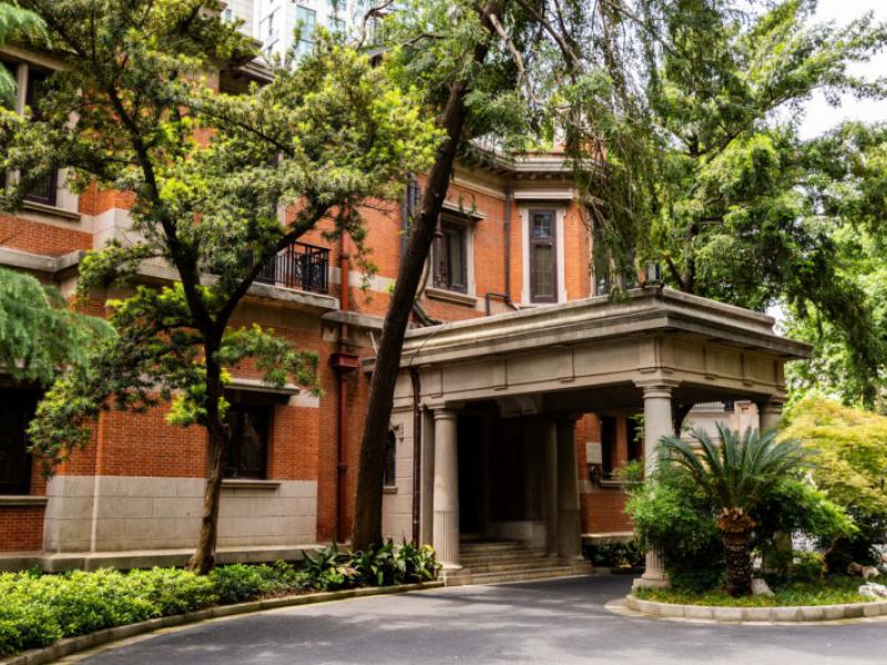 The Grand Mansion 2