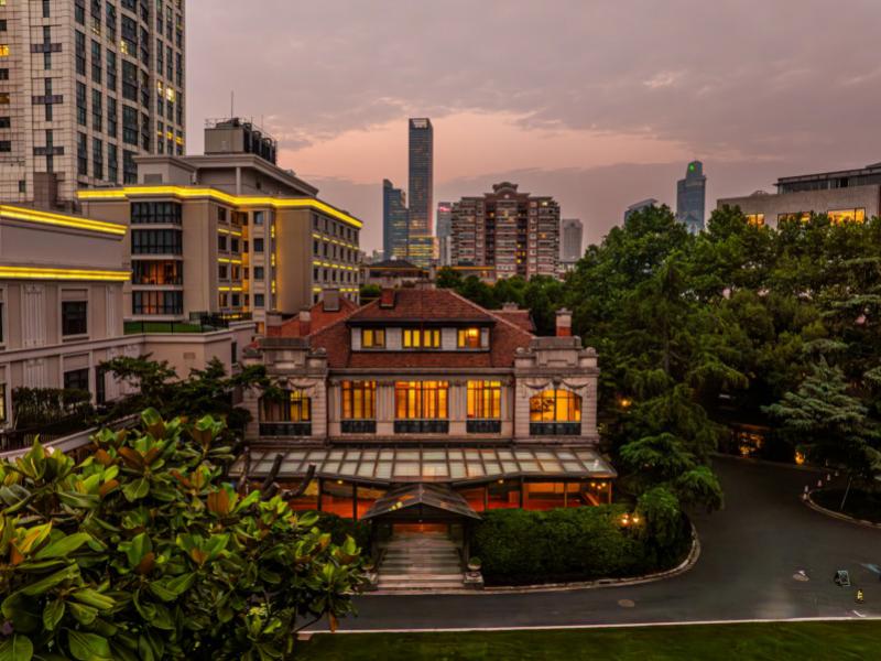 The Grand Mansion 2