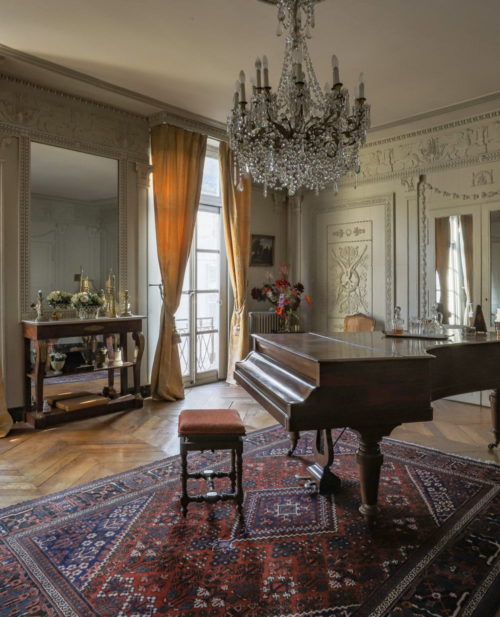 Interior 1